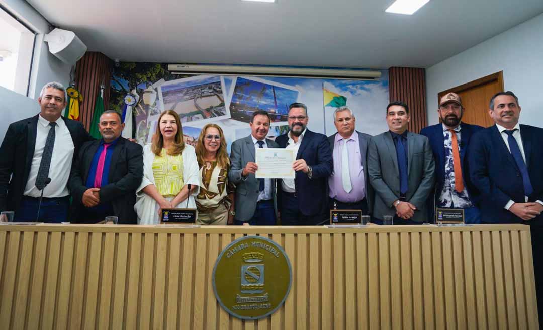 Alan Rick é homenageado na Câmara Municipal de Rio Branco