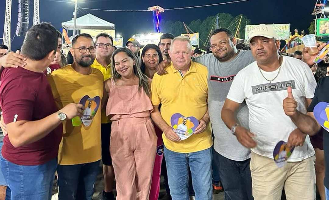 Candidato Delegado Railson é recebido com entusiasmo no Festival do Açaí em Feijó