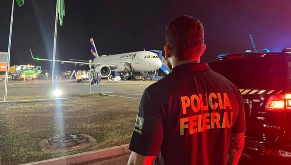 Homem condenado por torturar e matar cadeirante é preso ao desembarcar no aeroporto de Rio Branco