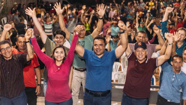 Jessica Sales e João Tota realizam primeiro comício  na zona rural de Cruzeiro do Sul 