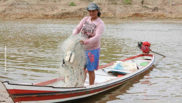 Portaria prorroga prazo para manutenção de licenças de pescadores e pescadoras profissionais