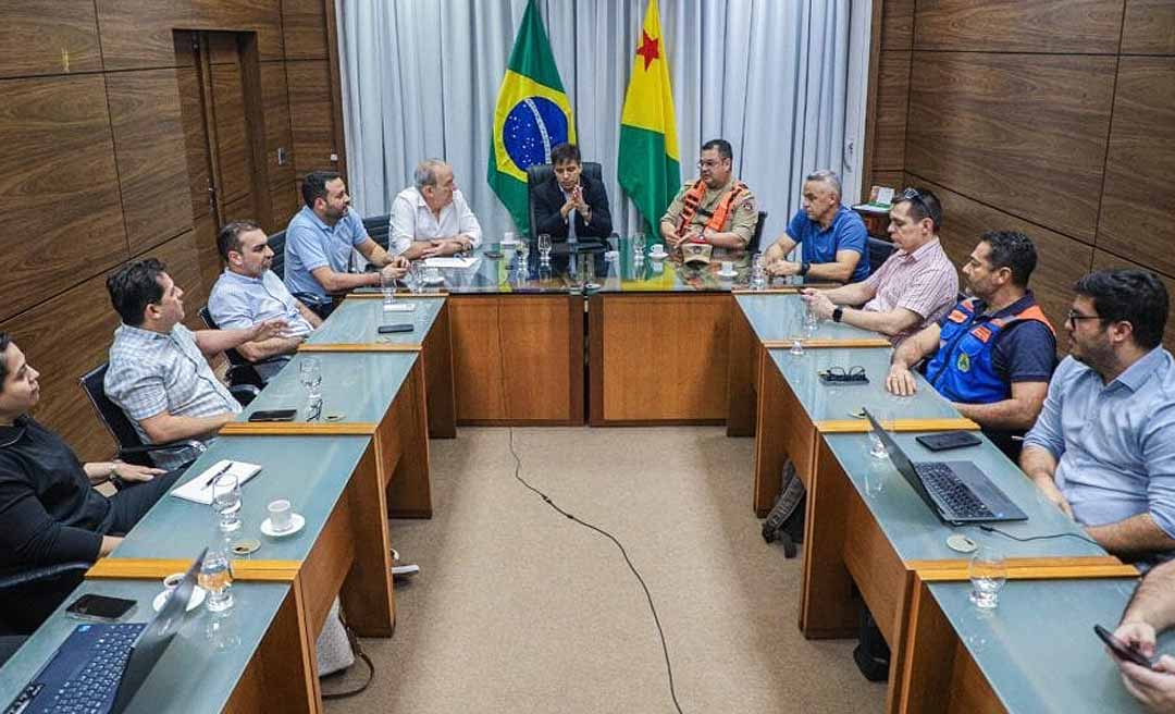 Gabinete de Crise do governo organiza ações emergenciais para enfrentamento a baixa qualidade do ar no Acre