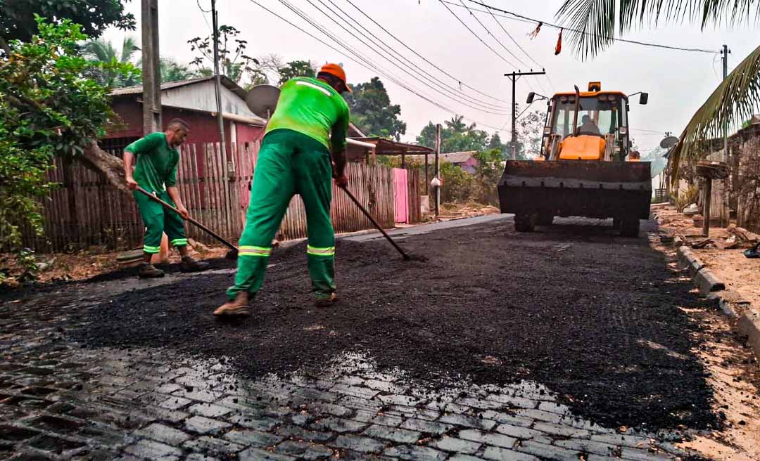 Prefeitura de Brasiléia conclui asfaltamento no Bairro Leonardo Barbosa