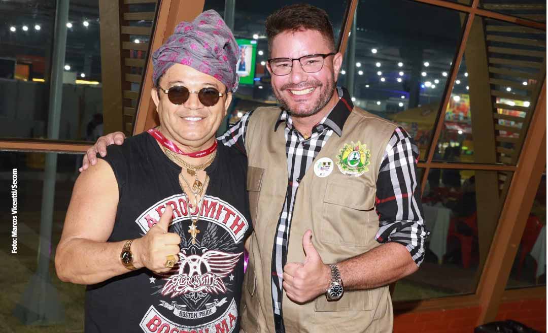 Cantor Wanderley Andrade se apresenta na Expoacre nesta quinta-feira