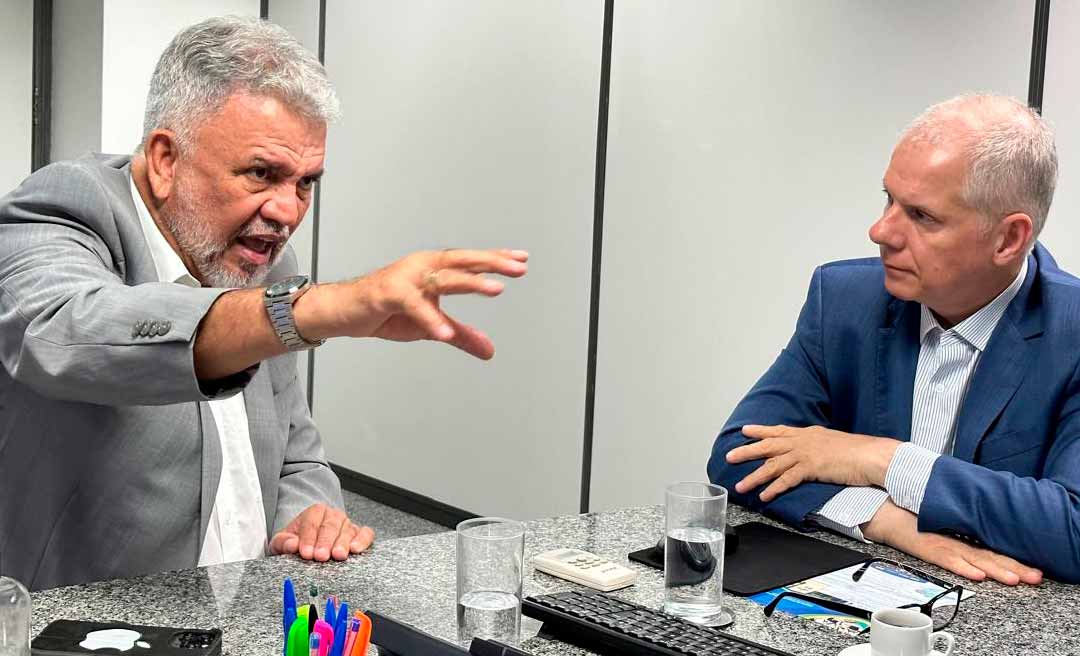 Presidente do INSS e senador Petecão anunciam melhorias no atendimento em Sena Madureira e outros municípios do Acre