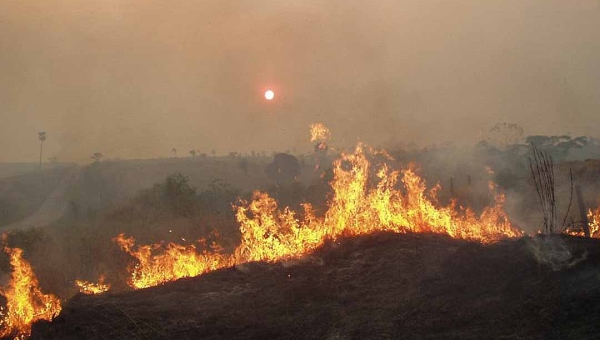 Acre é o terceiro que mais queimou nas últimas 48 horas no País, mostra Inpe