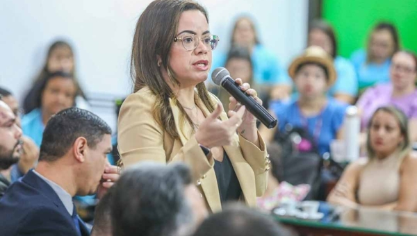 Michelle Melo pede convocação dos representantes da Unimed na Assembleia pra prestarem esclarecimentos