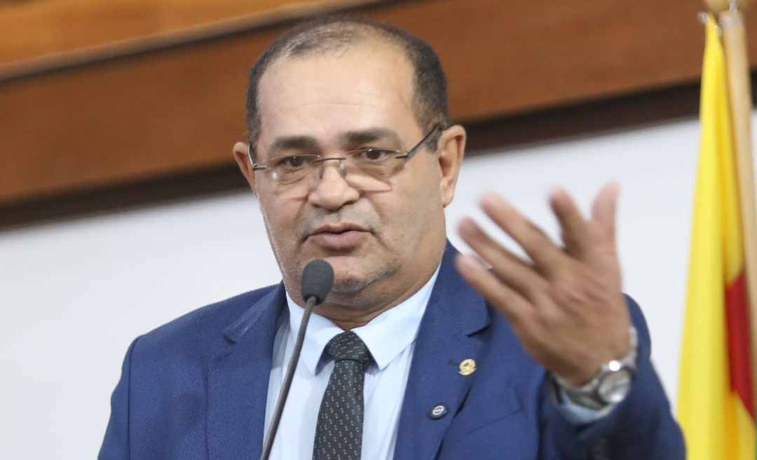 Tanízio Sá diz que Bocalom tem que trabalhar ao invés de criticar partidos