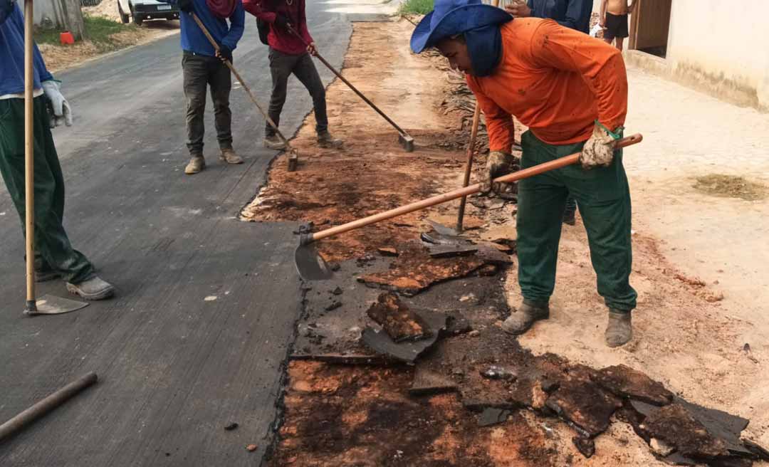 Secretário reconhece problema na estrada do bairro Ipepaconha, mas diz que serviços ainda estão em andamento