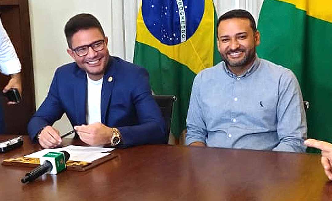 Gladson anuncia abertura de três mil vagas em concurso da Secretaria de Educação do Estado