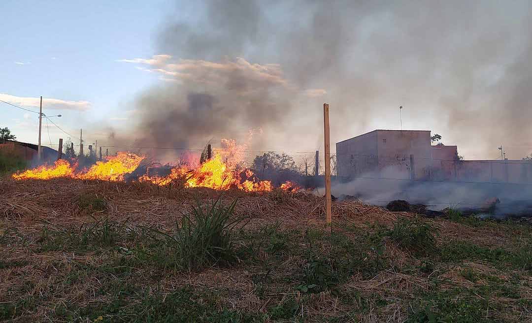 Em ação civil contra queimadas no Acre, MP pede proibição do uso do fogo na agricultura e convocação no concurso do Corpo de Bombeiros