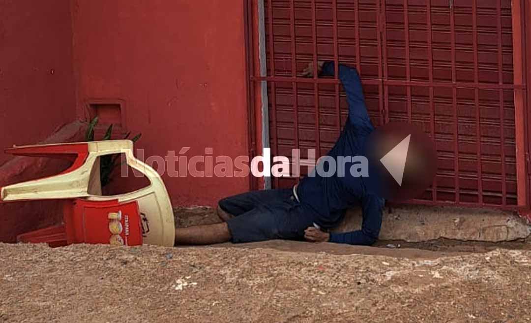 Homem é encontrado morto com braço preso em grade de distribuidora em Rio Branco