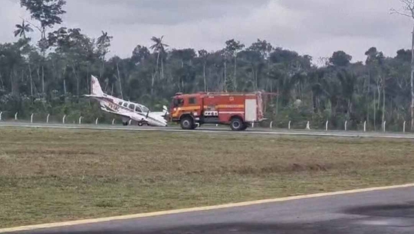 Avião de pequeno porte faz pouso de emergência no município de Feijó