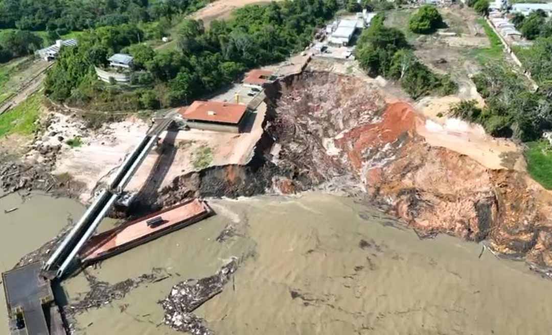 Porto da Terra Preta, em Manacapuru, desaba nesta segunda-feira