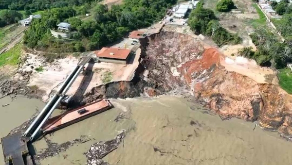 Porto da Terra Preta, em Manacapuru, desaba nesta segunda-feira