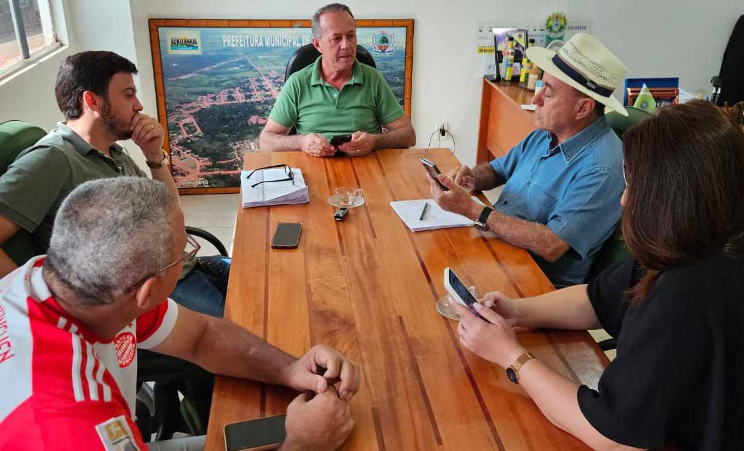 Tião Bocalom visita Olavinho em Acrelândia e fala de política estadual e nacional