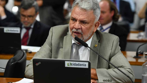 Petecão pauta, e Senado aprova, suspensão de habilitação de condenados por crimes com drogas