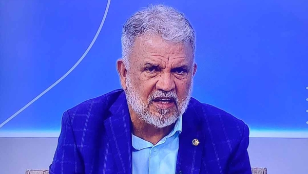 Petecão diz que Bocalom “mamou” no governo do PT e que facção não ameaça ninguém