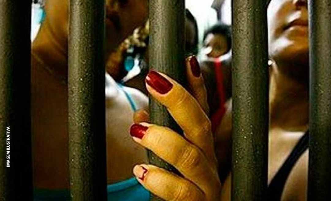 Diretora de presídio feminino no Acre é acusada de tortura física e psicológica; gestora nega