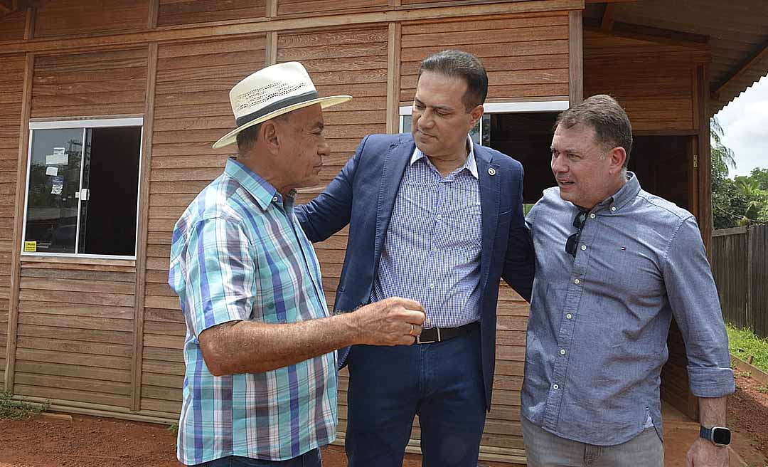 Prefeito acompanha presidente do TCE em visita às obras na capital