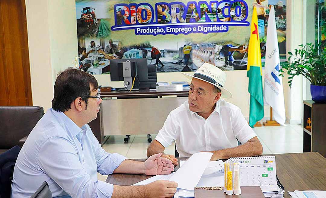 Prefeito de Rio Branco recebe visita institucional do secretário de Relações Federativas do Acre