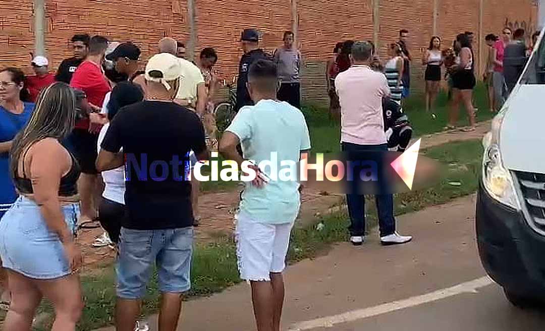 Mulher é assasinada no bairro Alto Alegre, em Rio Branco, com oito facadas pelo ex-companheiro