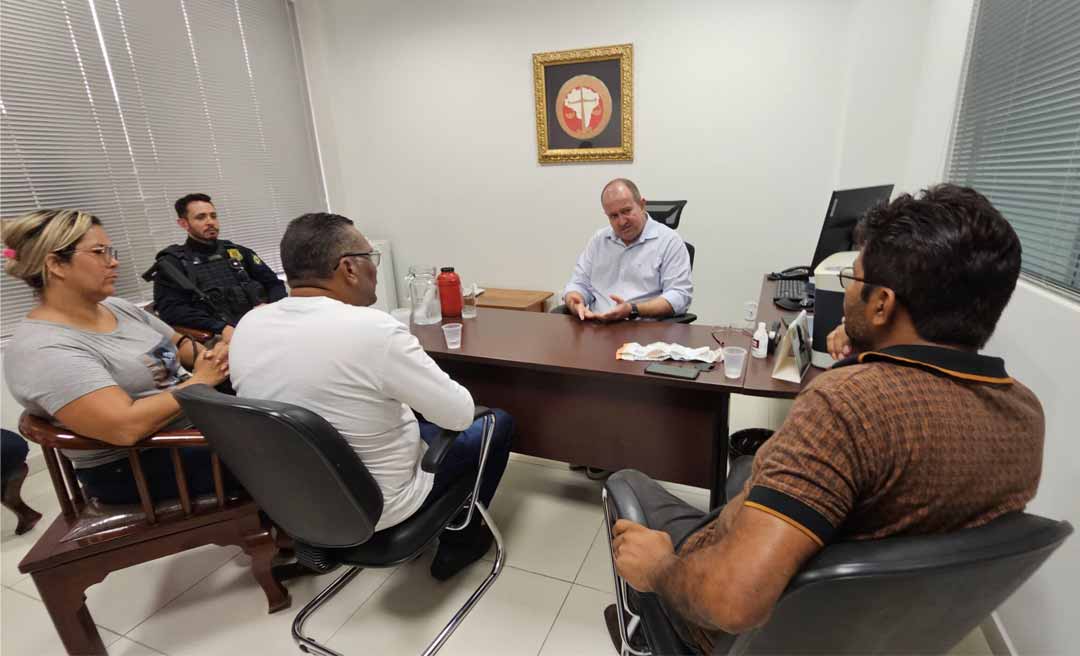 MPAC recebe manifestantes por cobranças abusivas de energia do Cidade do Povo e intermedeia desbloqueio da BR-364