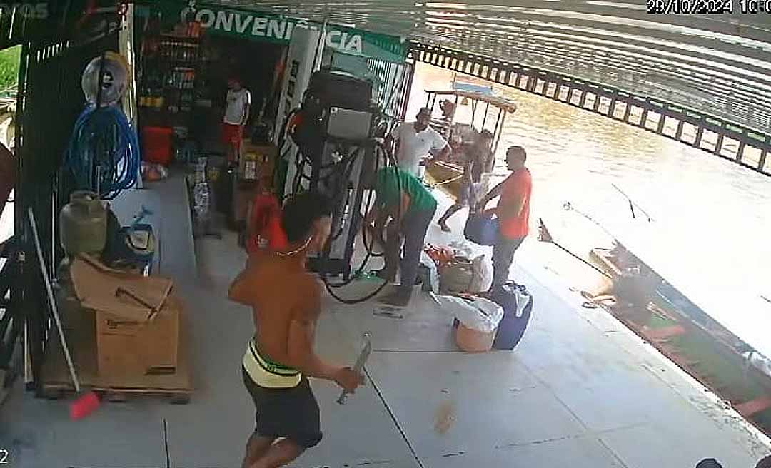 Em Tarauacá, suspeito de esfaquear a ex-namorada 15 vezes se entrega à Polícia Civil