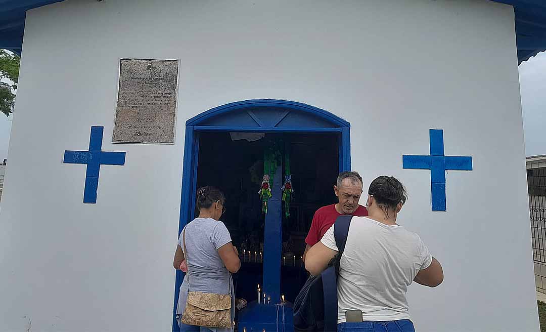 Considerado ‘lugar santo’ para muitos, Cemitério da Cruz Milagrosa não tem acesso pavimentado