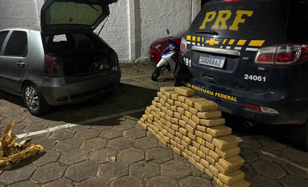 PRF intercepta veículo carregado com 107 kg de maconha após perseguição em Rio Branco