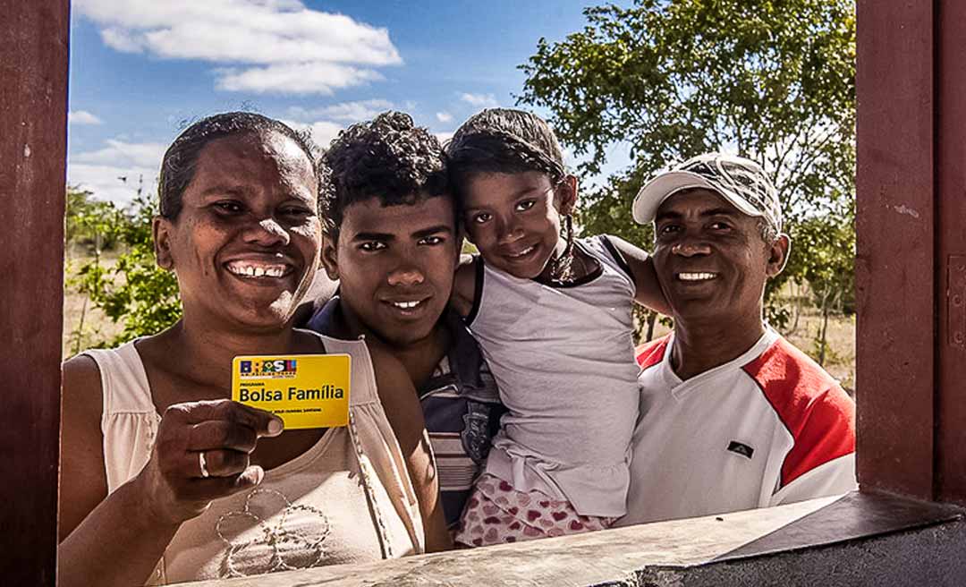 Mais de 83% das famílias beneficiadas pelo Bolsa Família são chefiadas por mulheres no Acre