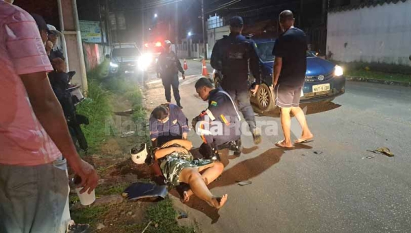 Motociclista é arremessado em colisão violenta na estrada do São Francisco, em Rio Branco