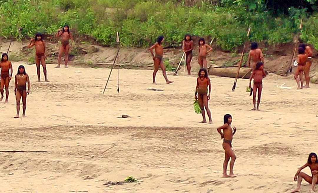 Indígenas Mashco Piro e Manchineri enfrentam risco de conflito na fronteira entre Brasil e Peru