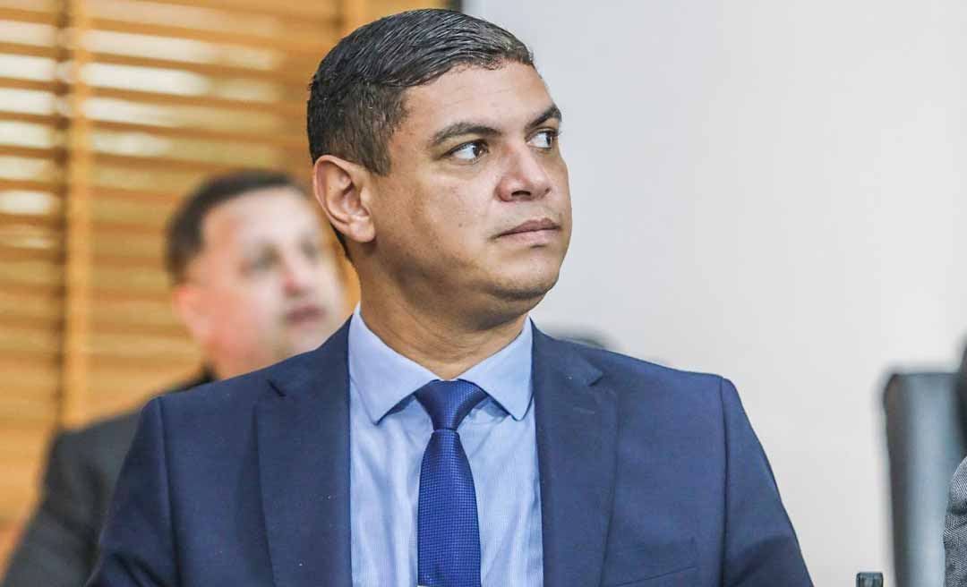 Acre avança em direitos para portadores de lúpus com projeto do deputado Pablo Bregense