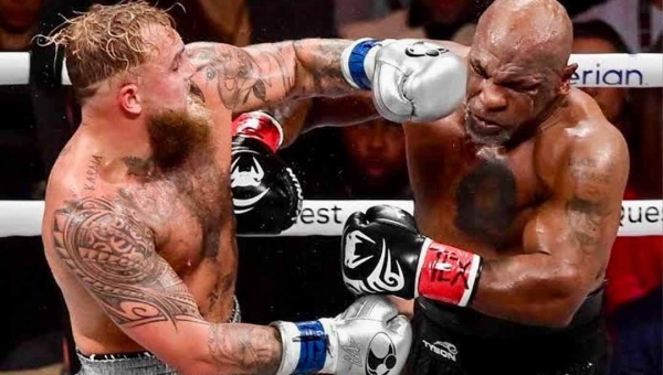 Jake Paul vence Mike Tyson em confronto marcado por ampla vantagem e frustração entre os fãs do ex-campeão