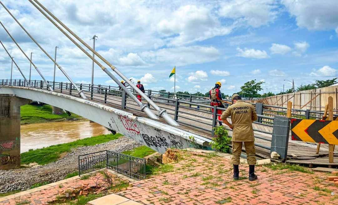 Após problemas em estrutura, governo instala cabos de aço em pilar da passarela Joaquim Macedo