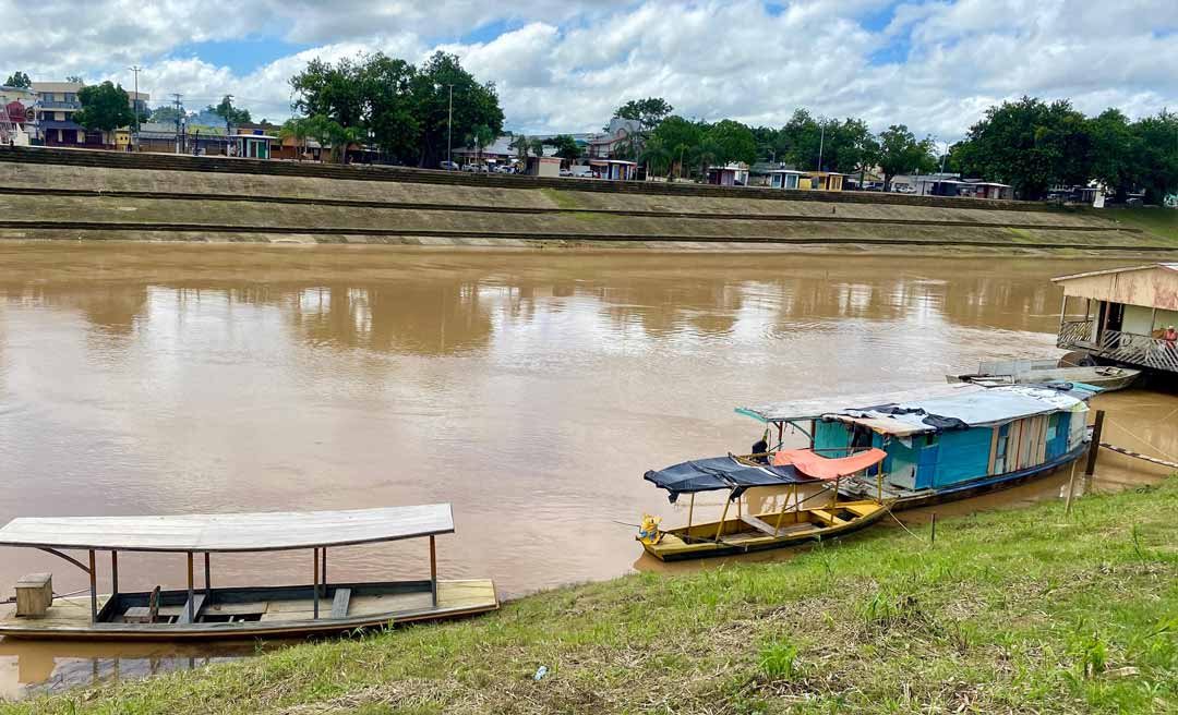 Rio Acre registra elevação no nível das águas na Capital devido às chuvas; manancial sobe quase um metro em 24 horas