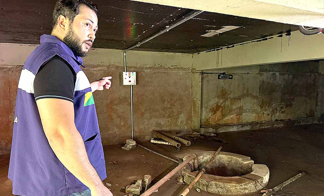 Jarude visita piscina do Armando Nogueira após revitalização superior a R$ 300 mil e encontra vazamentos e mais problemas: “Maquiagem malfeita”