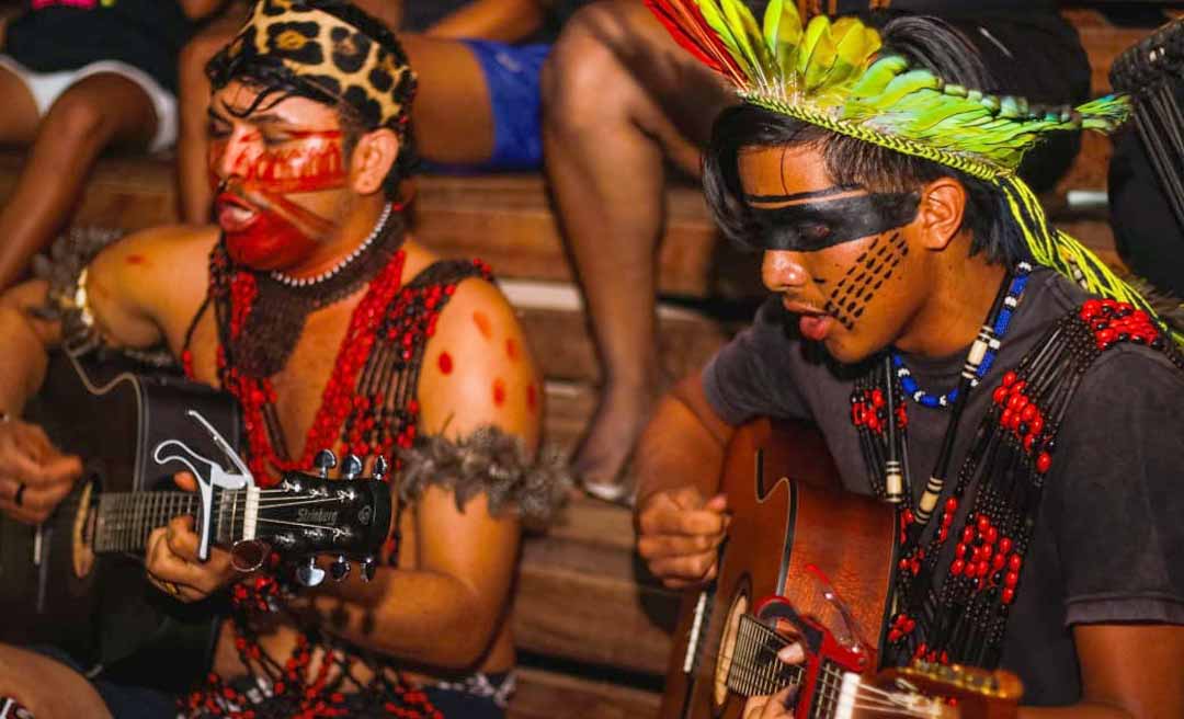 Indígenas do Juruá organizam festas abertas à população para celebrar o Dia dos Povos Originários