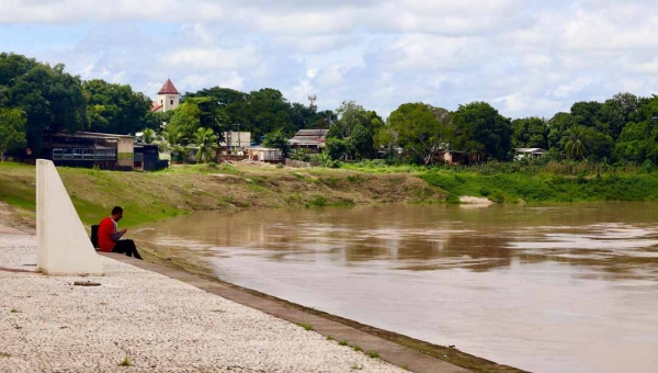Nível do Rio Acre ultrapassa 11 metros neste sábado na Capital; apesar da elevação no manancial, situação é considerada estável