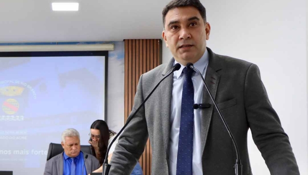 Samir Bestene pede agilidade na regulamentação do pagamento do piso salarial dos ACEs: “Recurso já está na conta da Prefeitura!”