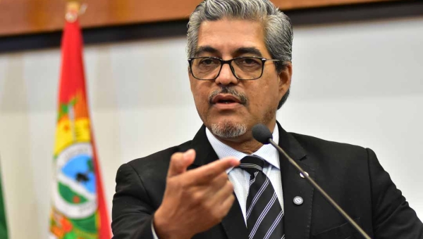 Ao citar caso de garoto que morreu após dias sofrendo com uma infecção, Edvaldo diz que situação do Hospital de Feijó é caótica e cobra providências