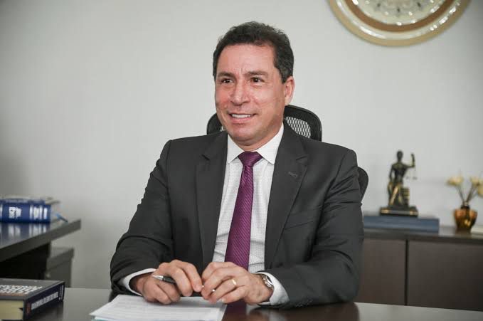 Desembargador Laudivon Nogueira lança obra sobre jurisdição constitucional no Brasil