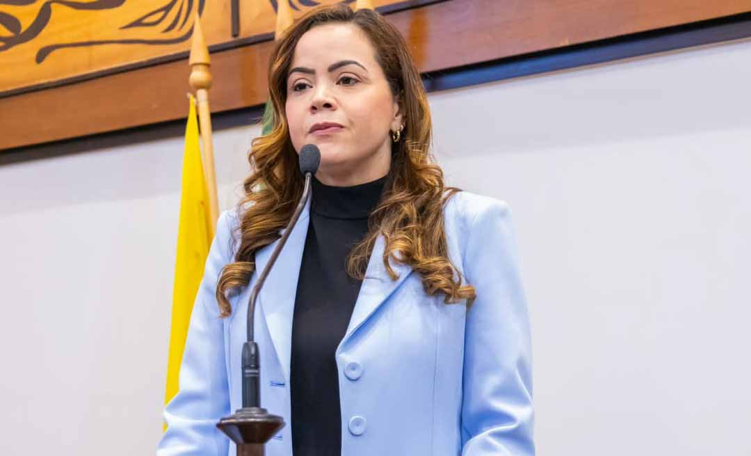 “O Acre enfrenta sérias dificuldades na educação e saúde, mas a prioridade do governo é outra”, diz Michelle Melo