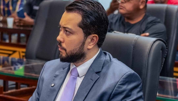 Jarude defende produtores rurais e acusa Lula de usar o Acre para fazer marketing ambiental: “pare de travar a vida de quem produz”
