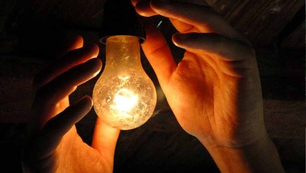 Luz Para Todos e Energisa têm um ano para garantir energia elétrica a comunidades rurais do Acre, decide Justiça