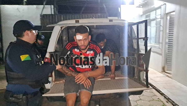 Clientes impedem furto de motocicleta e rendem dois suspeitos em frente a casa noturna em Rio Branco