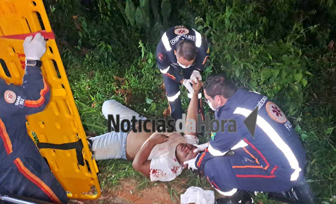 Adolescente fica ferido e desorientado após grave acidente de motocicleta na região do Calafate, em Rio Branco