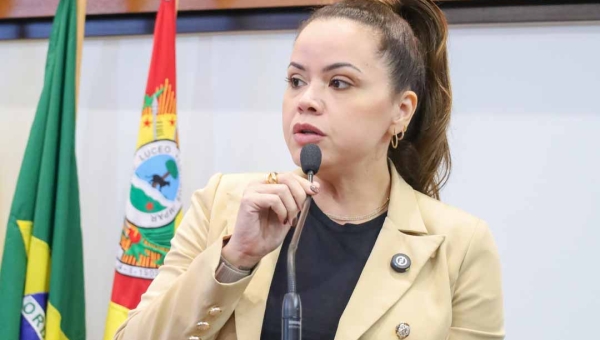 “Acre vai padecer se o campo morrer”, alerta Michelle Melo em audiência sobre embargos ambientais