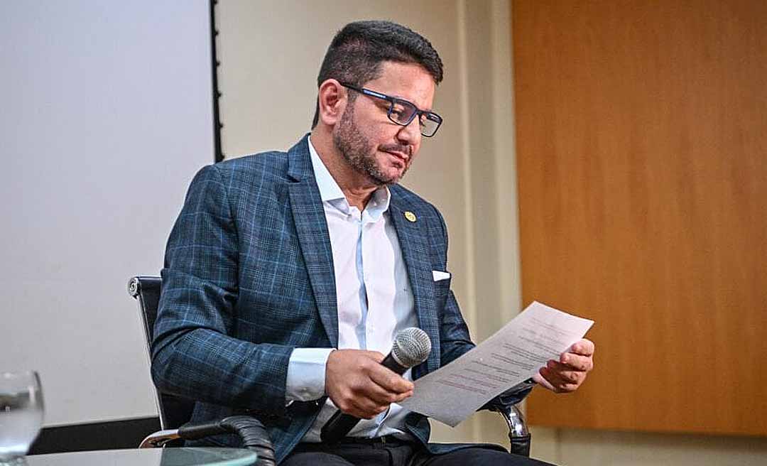 Gladson Camelí sanciona lei que aumenta alíquota patronal da previdência para 28%; contribuição do servidor permanece em 14%